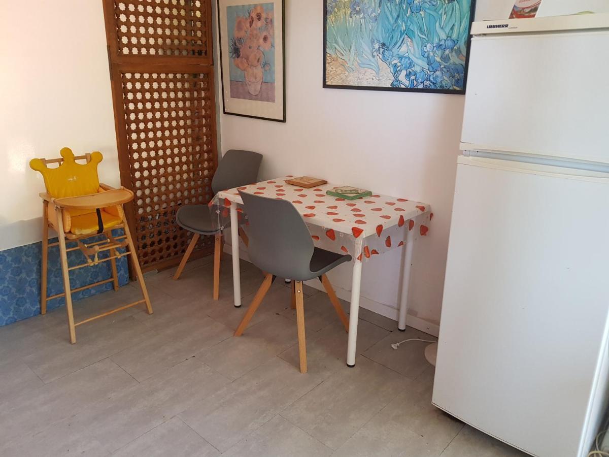 La Croisee Des Chemins Bed & Breakfast Калвисон Екстериор снимка